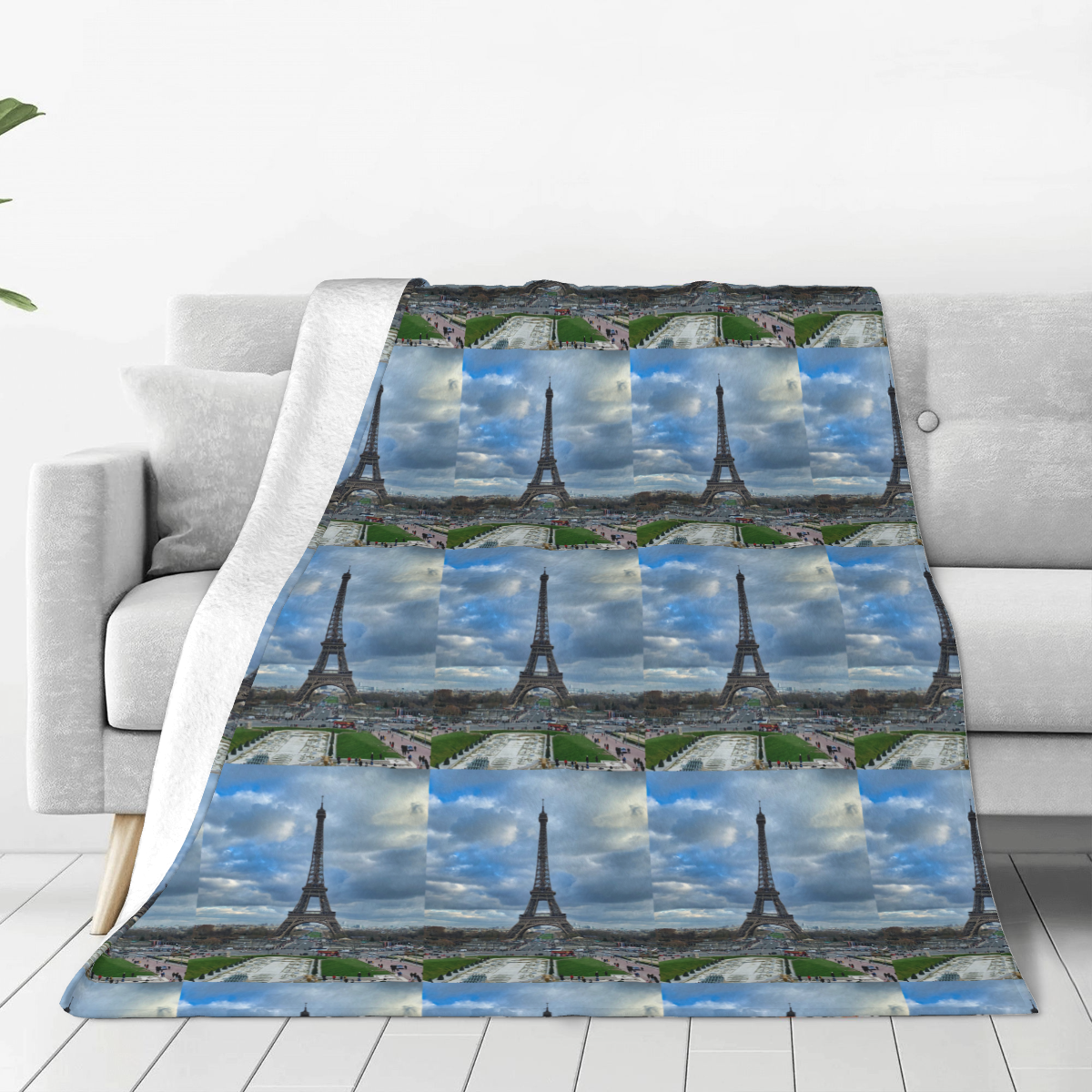 Ultra-Soft Micro Fleece Blanket Eiffel Tower